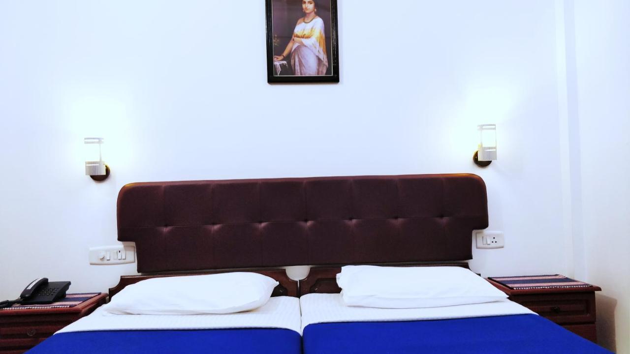 Hotel Jj Inn Kochi Exteriér fotografie